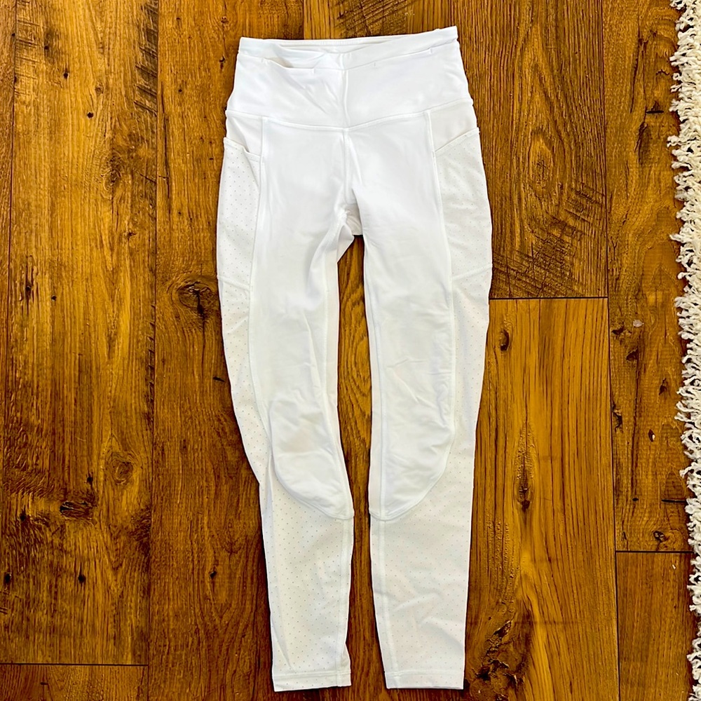 Lululemon high rise leggings with pockets